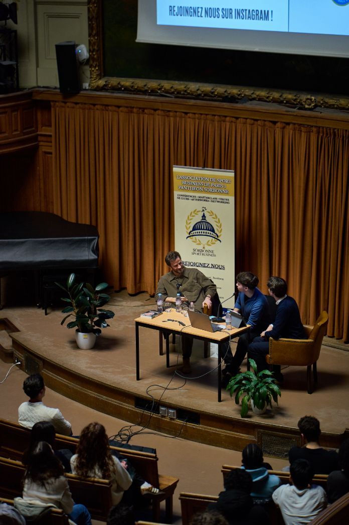 Vue d&rsquo;ensemble de l&rsquo;amphith&eacute;&acirc;tre Richelieu pendant la conf&eacute;rence
