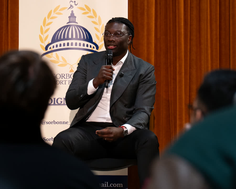 Bafétimbi Gomis, ex-footballeur, international français, Équipe de France